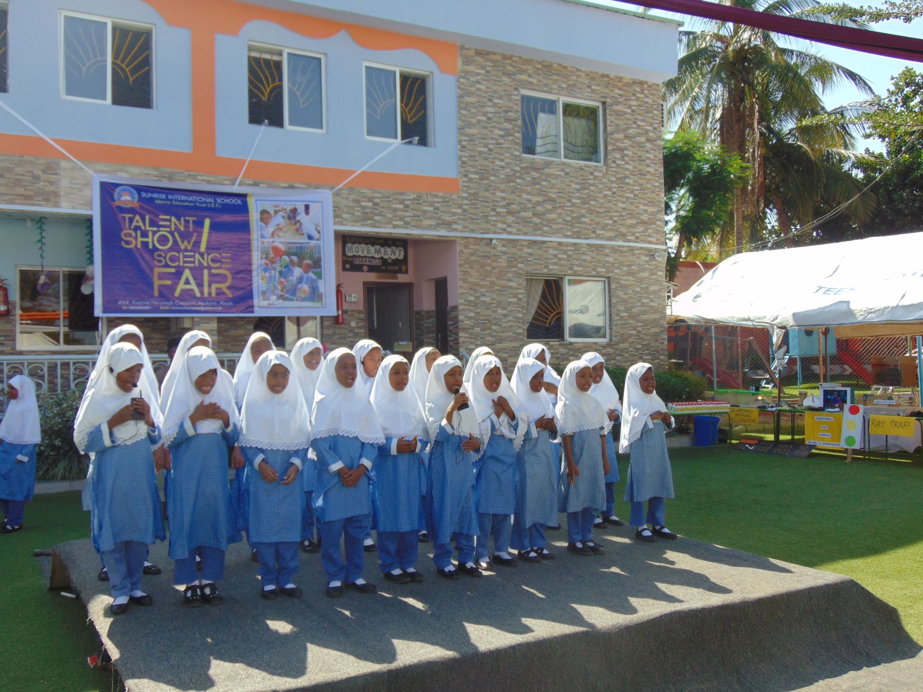 Montessori activities at Sunrice International School